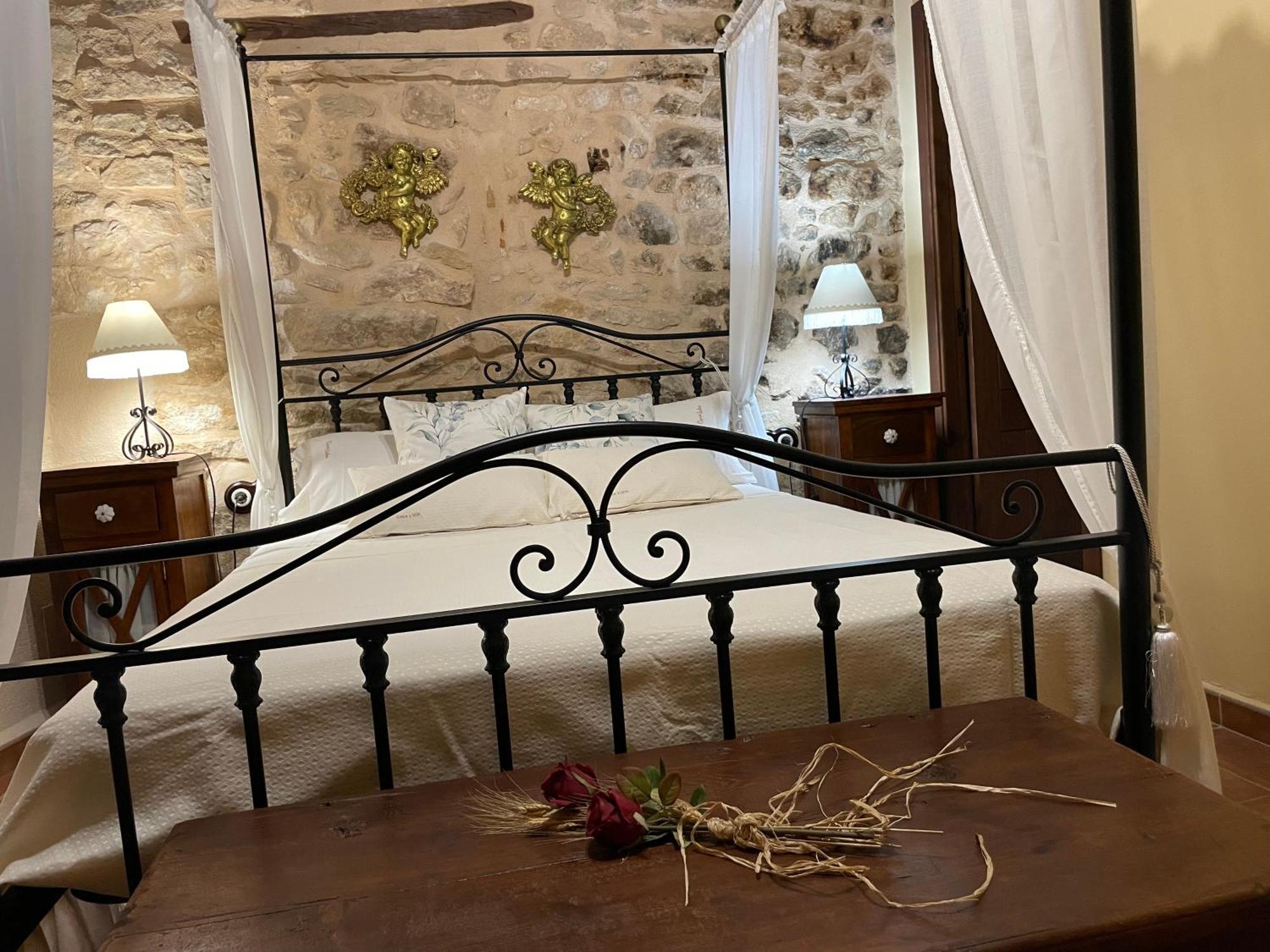 Casa Lidia - Antigua Posada Real Valderrobres Buitenkant foto