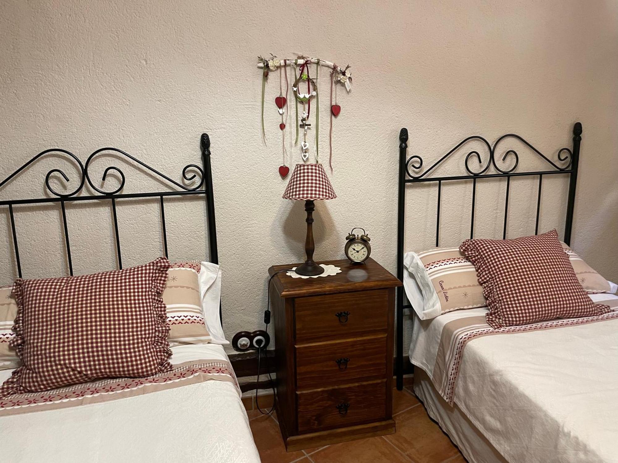 Casa Lidia - Antigua Posada Real Valderrobres Buitenkant foto